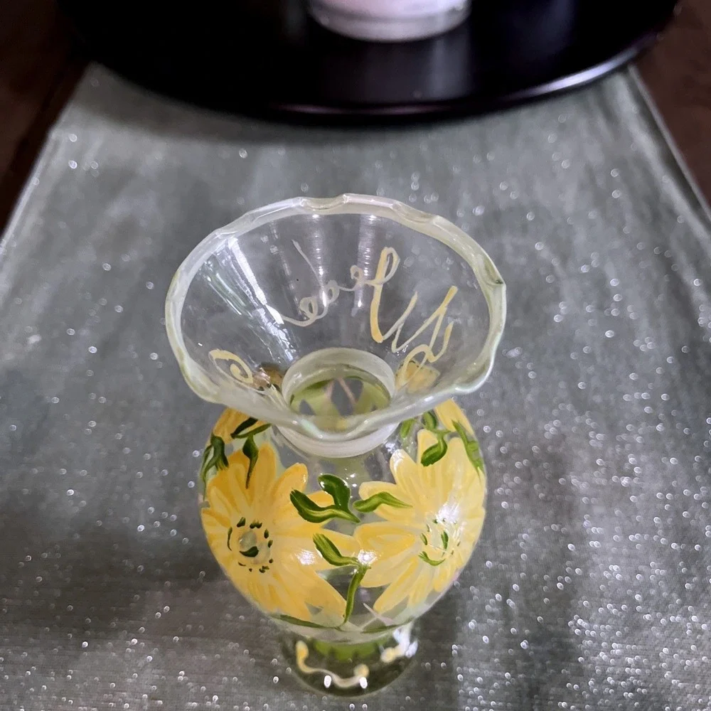 Tracy Porter Vintage Hand-Painted Glass Bud Vase~EUC